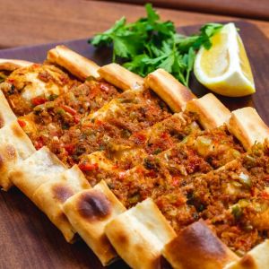 PIDE VOM HOLZOFEN
