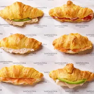 Bollería Salada
