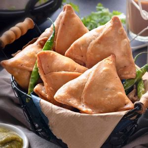 Samosa and Nikki