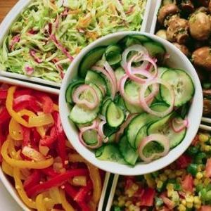 السلطات والمقبلات